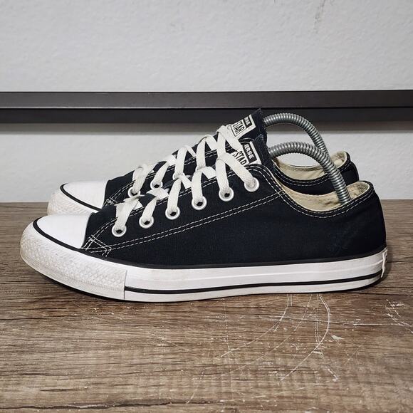Converse Chuck Taylor All-Star Low Top Men's Shoes Sneakers Size 8 Black - Picture 1 of 9